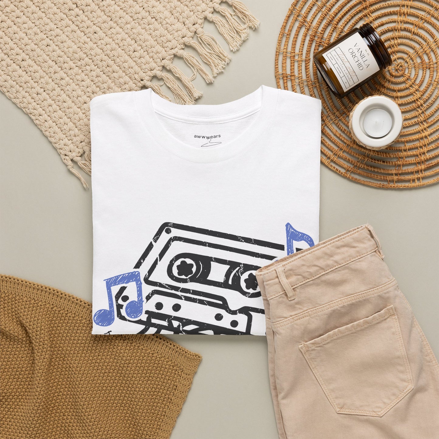 Tangled Tape Situation T-Shirt, Retro Cassette Graphic Tee, 90s Music Streetwear Shirt, Nostalgic Aesthetic Gift